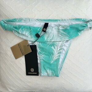 VIX Feathers Bia Brazilian bikini bottom